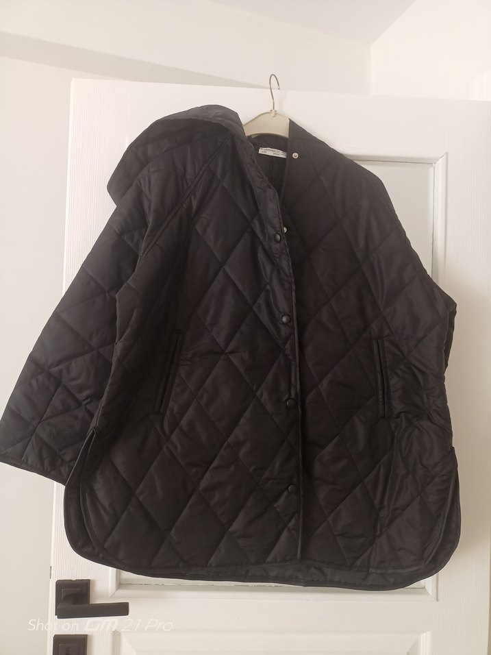 Düğmeli Siyah Midi Kadın Ceket - Görsel 3