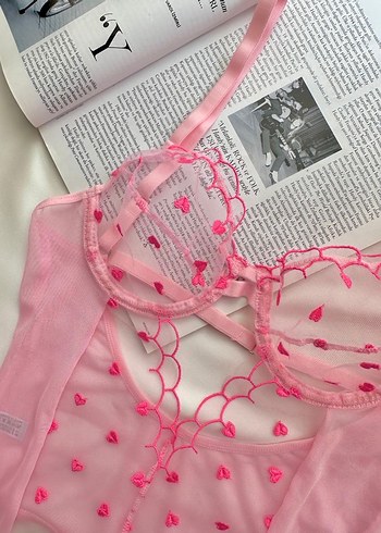 Nakışlı Pembe Midi Bodysuit