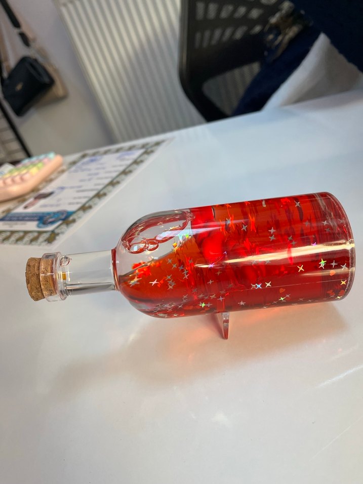 Kırmızı Yıldızlı Bebek Biberonu - Görsel 2