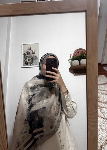 Diğer Renk harmoni serisi füme bej rengi şal