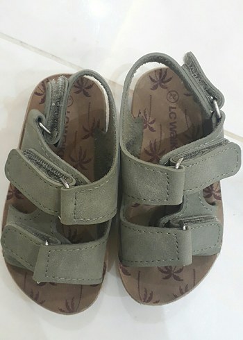 LC Waikiki Kemerli Erkek Çocuk Gri Sandalet