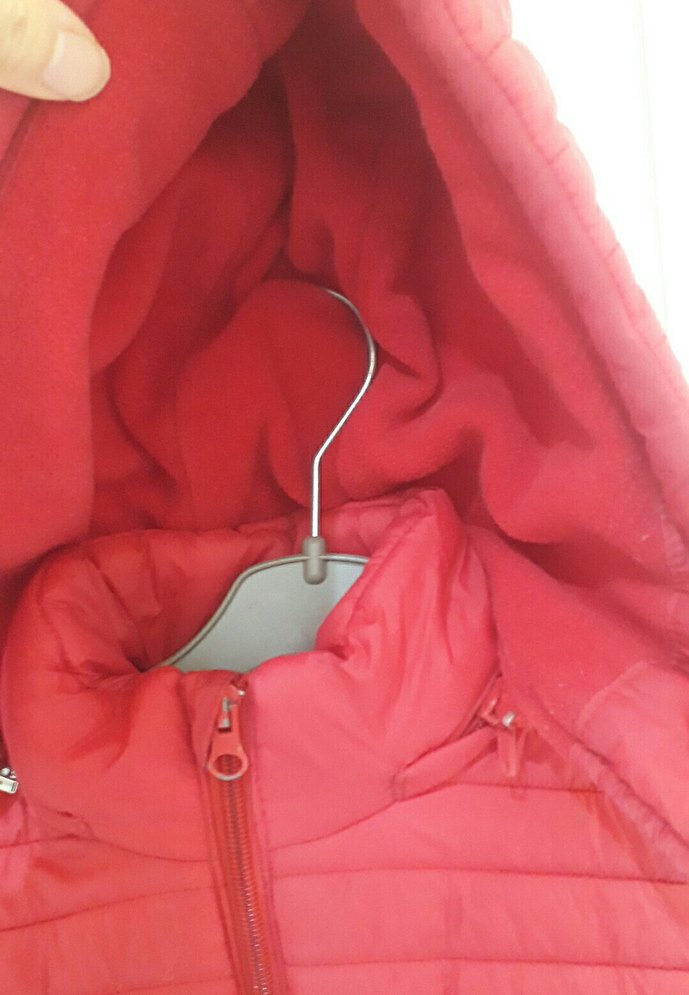 kırmızı kız ve erkek mont - Görsel 2