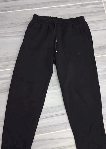 Nike Rahat Kesim Eşofman Altı