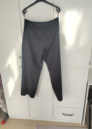 Diğer Siyah Kemerli Kadın Kumaş Pantolon