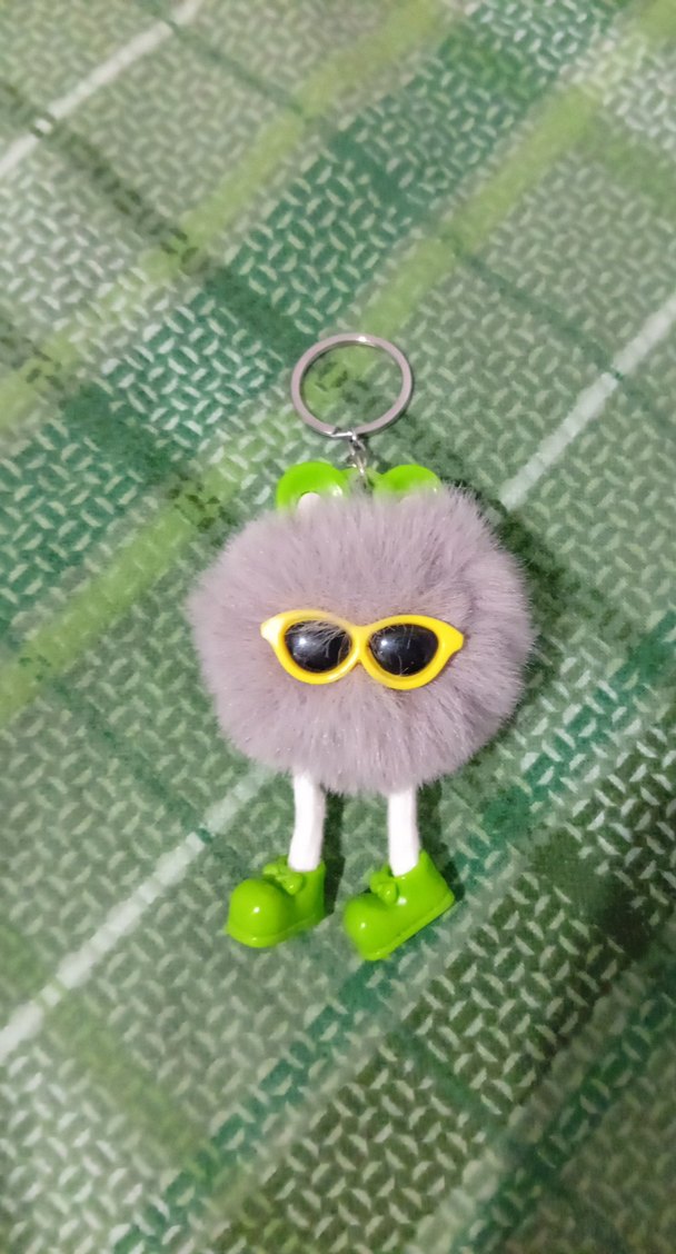 Renkli Kürklü Rock Punk Anahtarlık - Görsel 2