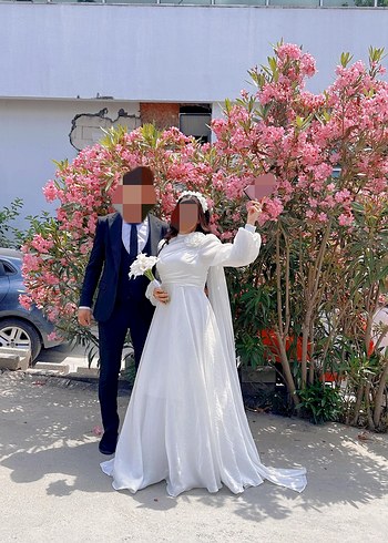 Uzun Kollu Beyaz A-Line Düğün Elbisesi