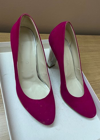 Pembe Süet Stiletto Topuklu Kadın Ayakkabı