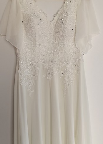 V Yakalı Beyaz Şifon Astarlı Vintage A Kesim Gelinlik