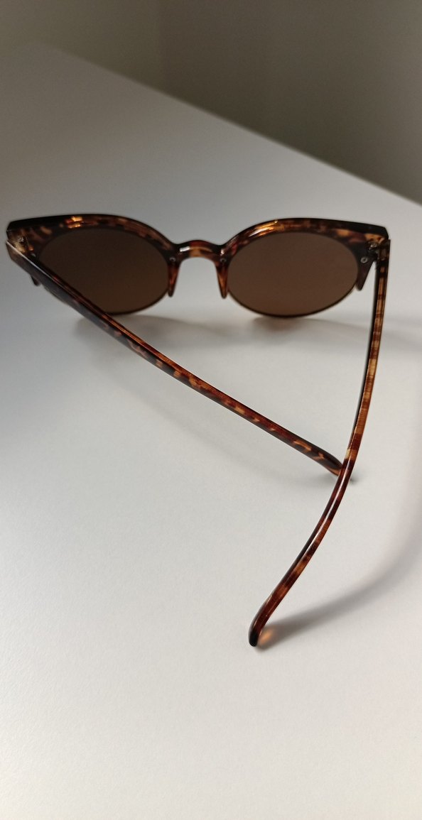 Kahverengi Transparan Retro Kadın Güneş Gözlüğü - Görsel 3