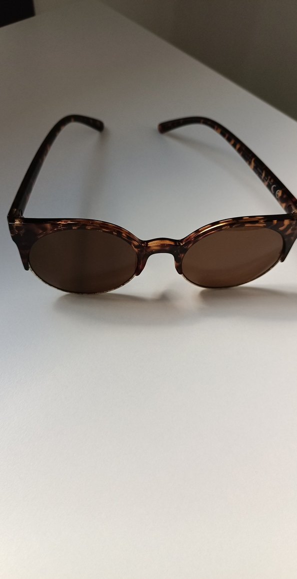 Kahverengi Transparan Retro Kadın Güneş Gözlüğü - Görsel 2