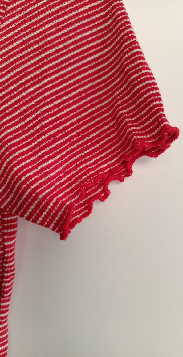 Kırmızı Çizgili Kadın Tişört - Görsel 3