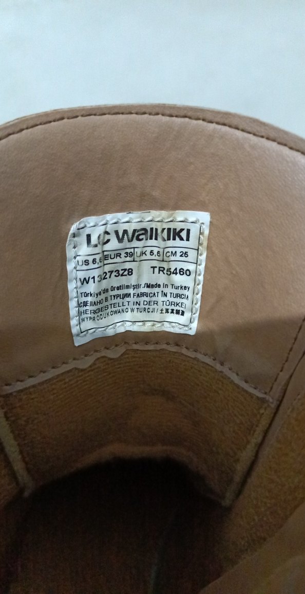 Bej Renkli Deri Kadın Postal Bot - Görsel 5