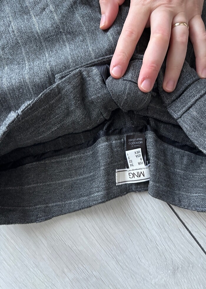 Mango kısa şort - Görsel 2