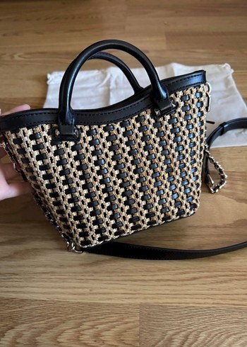  Beden çeşitli Renk Guess Çanta