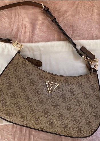 Guess Guess Çanta