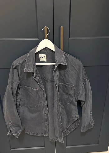 Gri Düğmeli Kadın Denim Gömlek