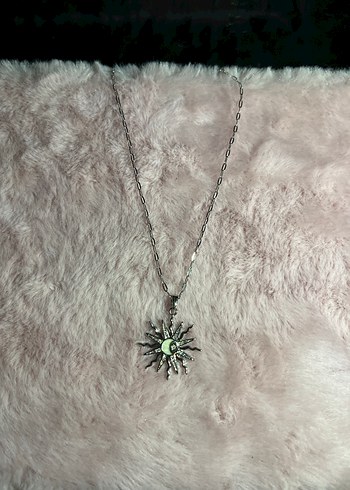 Gümüş Güneş Desenli Kolye - Görsel 3