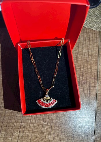 Kırmızı Yelpaze Gold Çelik Kolye - Görsel 2