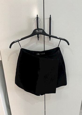 Zara Siyah Mini Şort Etek