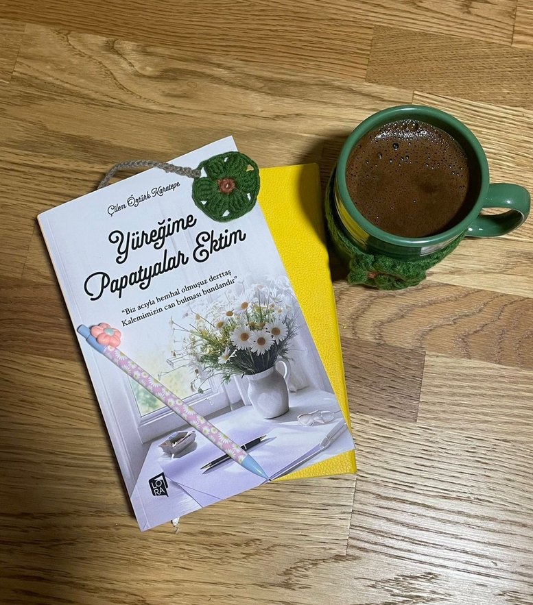 Yüreğime Papatyalar Ektim Şiir Kitabı - Görsel 4