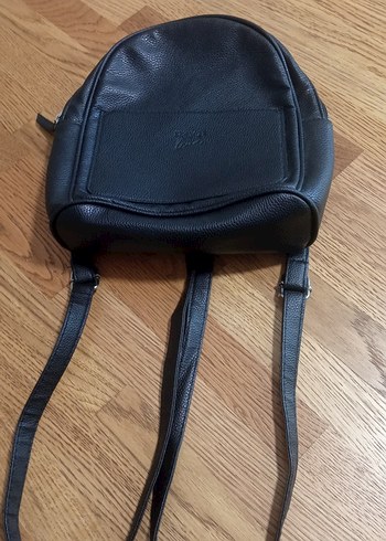 Siyah Deri Kadın Sırt Çantası - Görsel 5