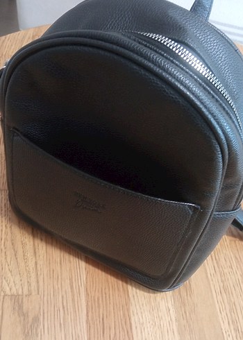 Siyah Deri Kadın Sırt Çantası - Görsel 4