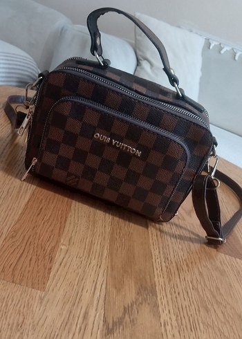 Kahverengi Deri Kareli Kadın Çanta - Görsel 3