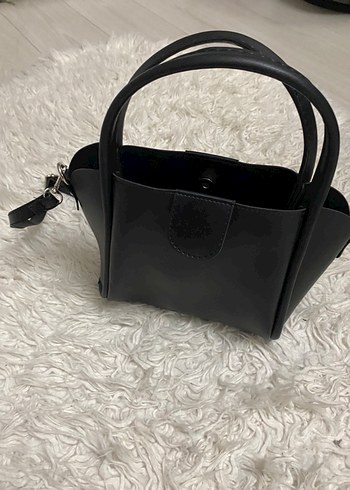 Siyah Deri Minimalist Kadın Çantası - Görsel 2