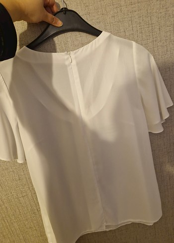 Beyaz V Yakalı Kısa Kollu Salaş Spazio Bluz - Görsel 5