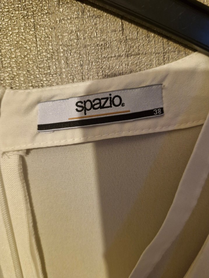 Beyaz V Yakalı Kısa Kollu Salaş Spazio Bluz - Görsel 4