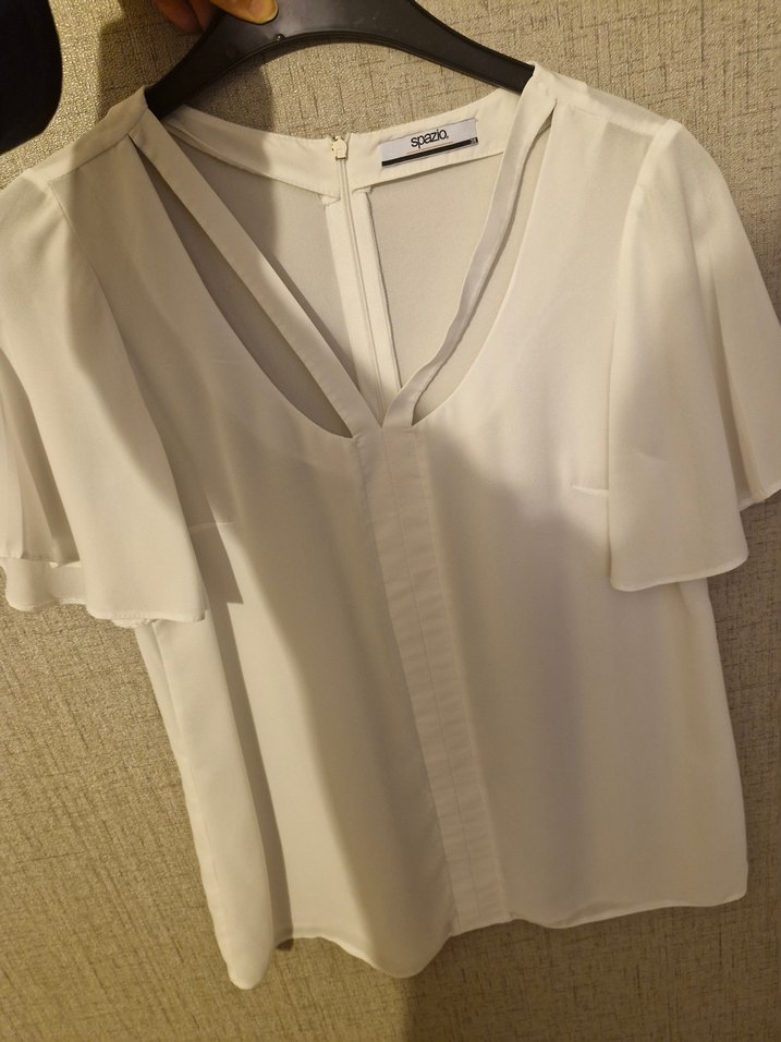 Beyaz V Yakalı Kısa Kollu Salaş Spazio Bluz - Görsel 3