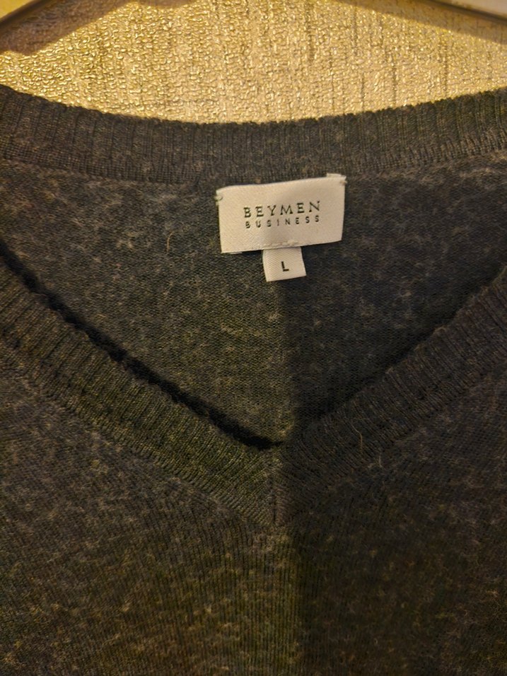 Gri V Yaka Yünlü Erkek Beymen Kazak - Görsel 2