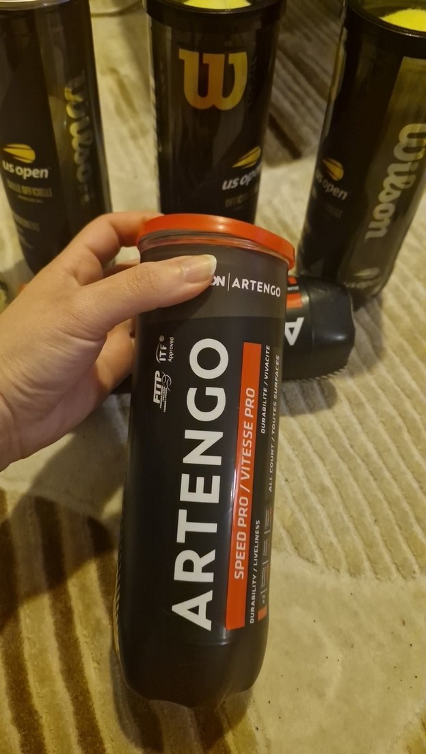 Artengo Speed Pro ve Wilson Tenis Topları 15 adet - Görsel 4