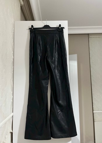Siyah Kadın Deri Pantalon - Görsel 3