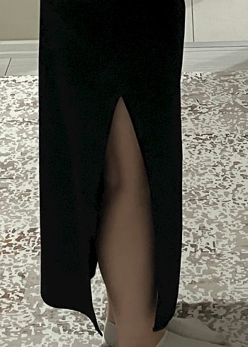 Siyah V Yakalı Gotik Midi Elbise - Görsel 5