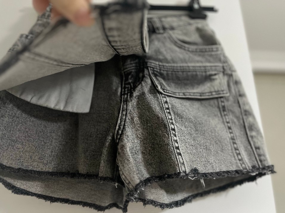 Düğmeli Gri Mini Denim Şort - Görsel 5