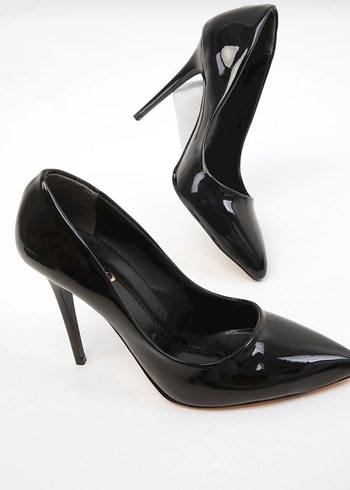 Siyah Parlak Stiletto Topuklu Kadın Ayakkabı - Görsel 3
