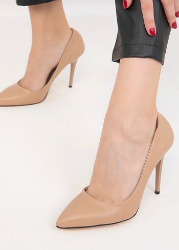 Bej Deri Bağcıklı Stiletto Topuklu Kadın Ayakkabı - Görsel 3