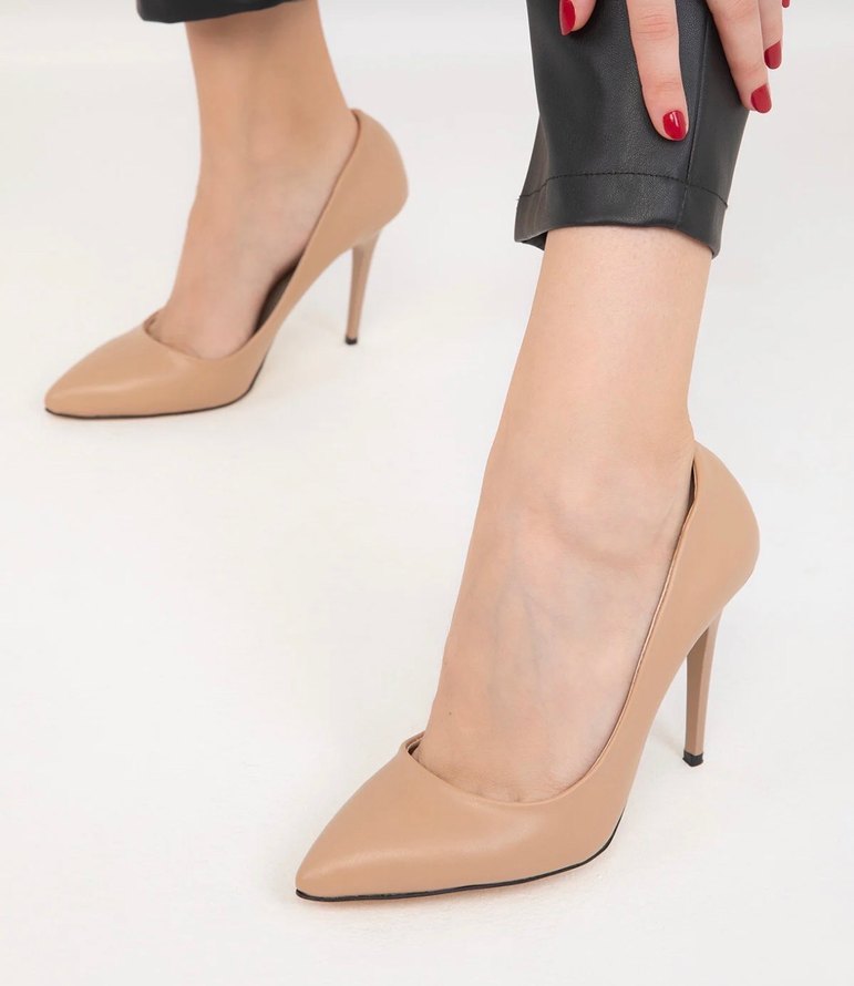 Bej Deri Bağcıklı Stiletto Topuklu Kadın Ayakkabı - Görsel 3