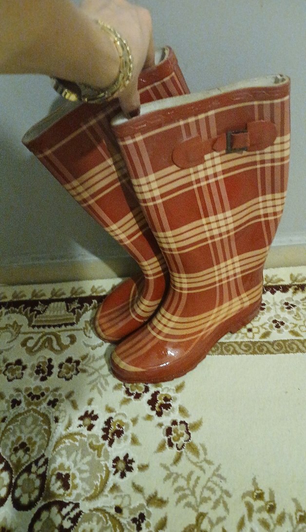 Kahverengi Kareli Kadın Dizüstü Lastik Çizme - Görsel 2