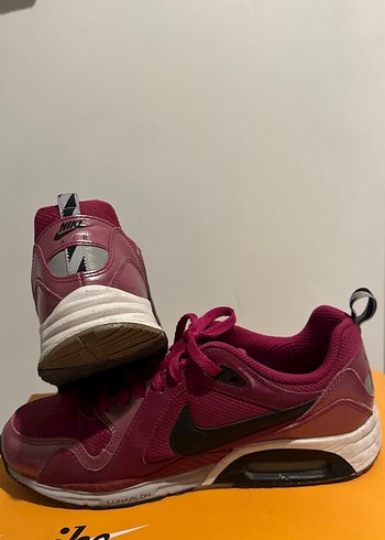 Nike Mor Kadın Spor Ayakkabısı orijinal