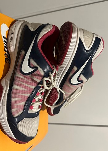 Nike Nike Çok Renkli Kadın Spor Ayakkabısı