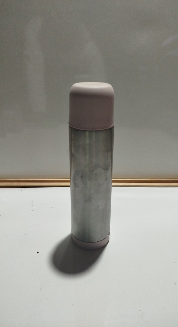 Bej ve Gri Çocuk Termosu - Görsel 2