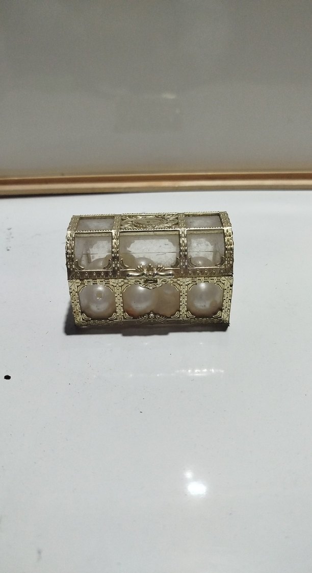 İnci Detaylı Altın Renkli Kadın Kol Düğmesi 8×6cm - Görsel 3