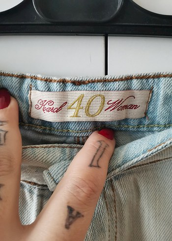 Gri Kadın Rahat Kesim Mini Denim Şort - Görsel 5