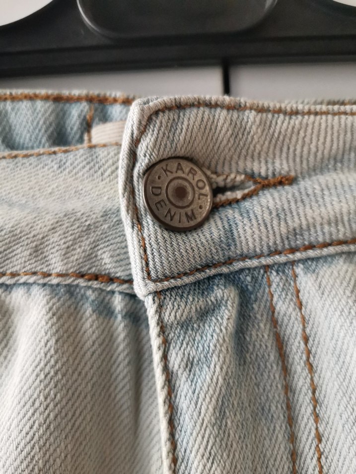 Gri Kadın Rahat Kesim Mini Denim Şort - Görsel 4
