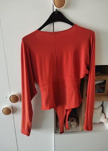 Kiremit rengi V Yaka Drapeli Uzun Kollu Bluz - Görsel 6