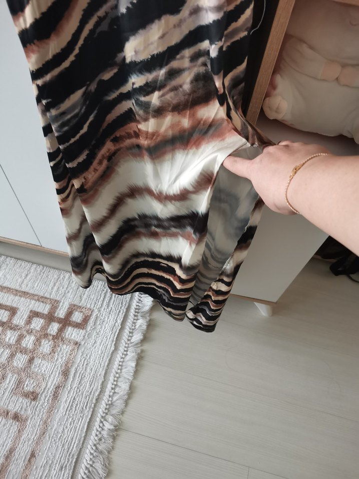 Bohem Tarz Uzun Bağcıklı Elbise - Görsel 2