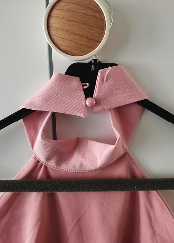 Pembe Drapeli Halter Yaka Uzun Elbise - Görsel 4