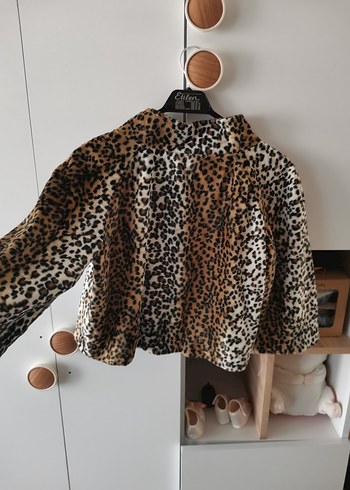 Leopar Desenli Kısa Suni Kürk Ceket - Görsel 9